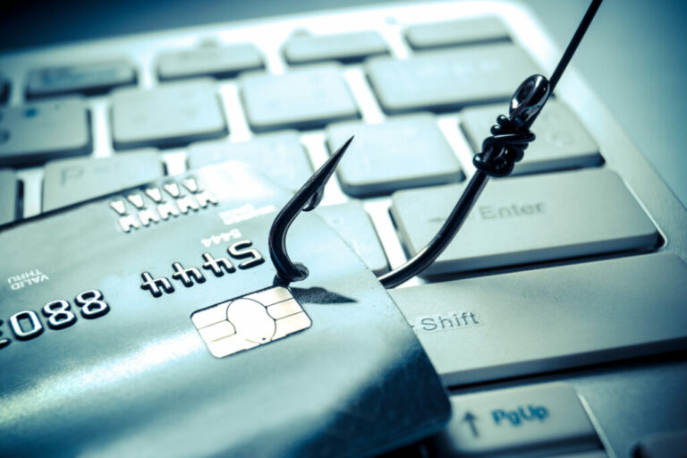 How to Spot a Phishing Email?